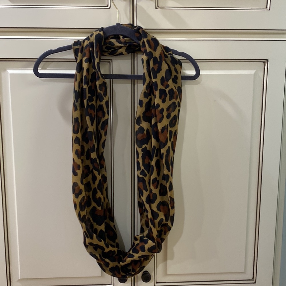 Do Everything With Love: Leopard Infinity Scarf Animal print Cheetah Leopard